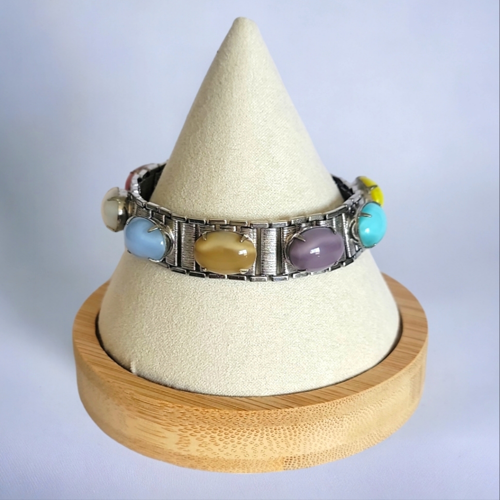 ⚜️VTG Sarah Coventry Party Pastels Oval Cavachon Bracelet